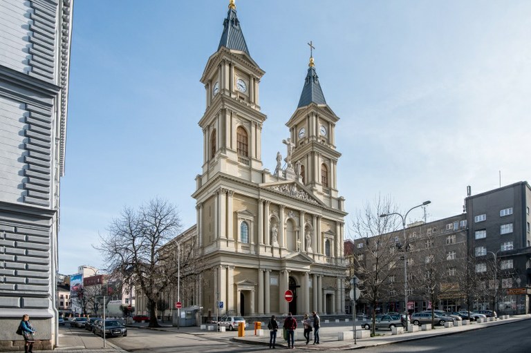 Architekti změní okolí katedrály