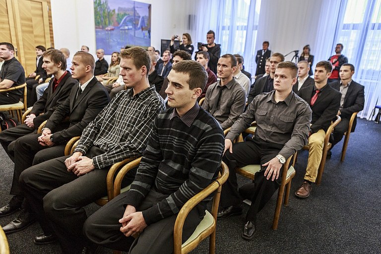 Bezpečnost ve městě ohlídá větší počet policistů
