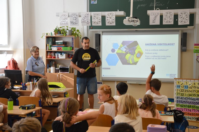 Být vidět a dávat pozor – bezpečnost dětí při pohybu na komunikacích