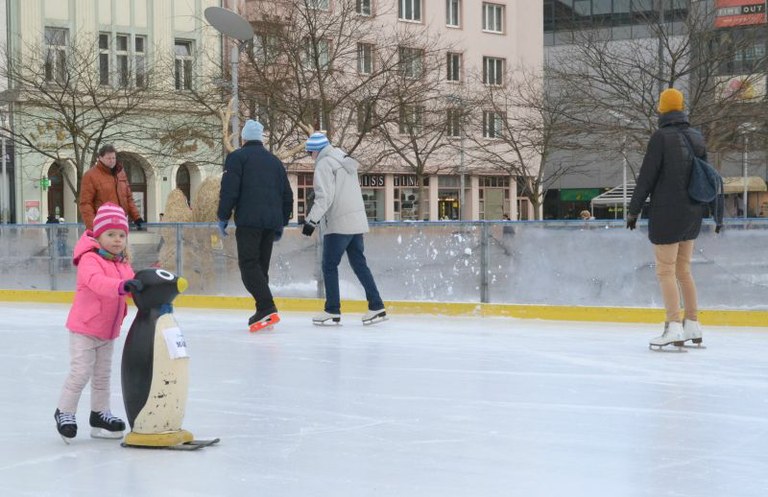 Centrum Ostravy nadále patří bruslařům