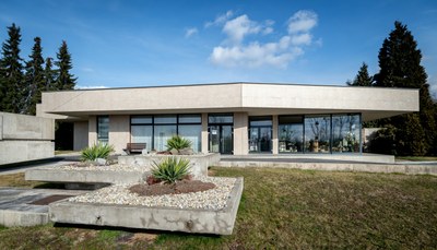 Chystá se rekonstrukce správní budovy ústředního hřbitova