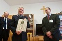 M. Stannett s podepsaným Pamětním listem