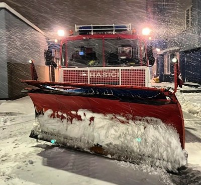 Dobrovolní hasiči pomáhali se sněhovým přívalem