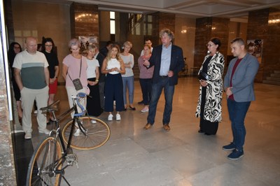Fotografická výstava na Nové radnici připomíná hluboké kořeny současné cyklistiky