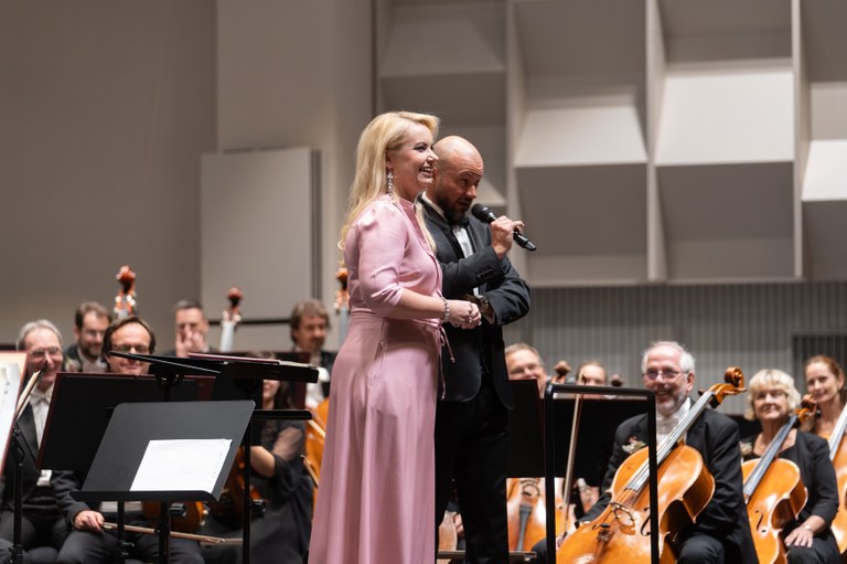 Janáčkova filharmonie Ostrava zahájila jubilejní sezónu plnou hvězd