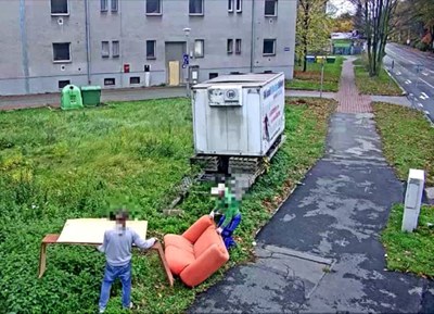 Kampaň zabrala, nelegálního odpadu u kontejnerů ubylo