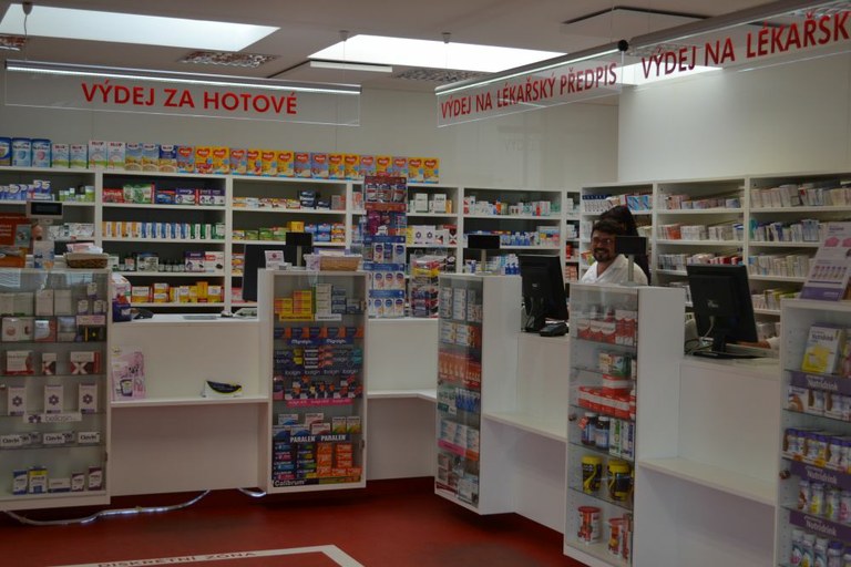 Dočasně zavřená lékárna MNO