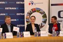 Na tiskové konferenci hovořili o závodech náměstkyně primátora Andrea Hoffmannová, hejtman Ivo Vondrák a hlavní organizátor Martin Kráčalík. 