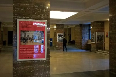 Meat design ve foyer radnice