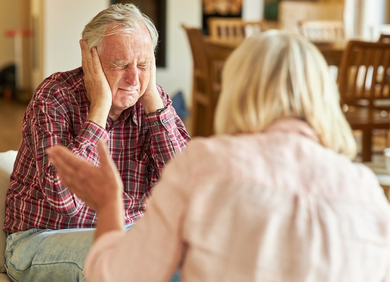 Město pomáhá seniorům ohroženým domácím násilím