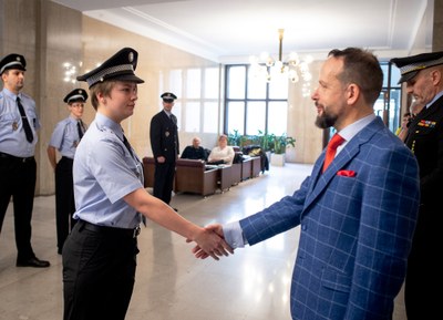 Městská policie posílila o deset nových strážníků