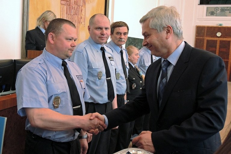 Městským strážníkům za věrnost