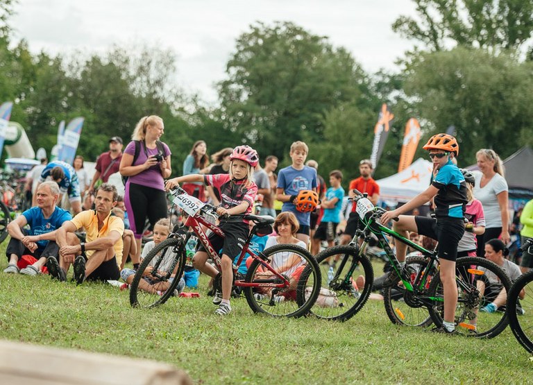 Mladí cyklisté si zazávodí v předprogramu Czech Tour 