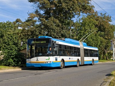 Na hlavním nádraží začala výluka trolejbusů