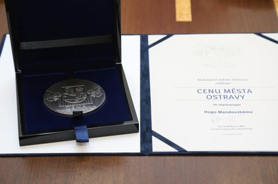 Nejvyšší vyznamenání města předána in memoriam