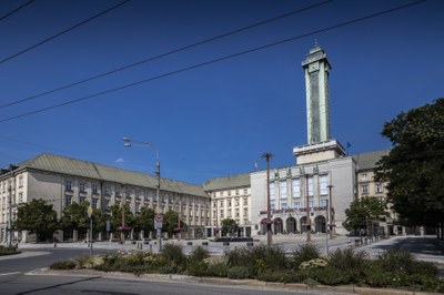 Nová radnice slaví 90 let