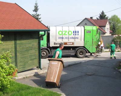 Nová služba OZO zbavuje občany zeleného odpadu