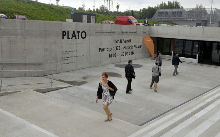 Nová výstava městské galerie PLATO v Trojhalí