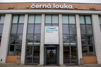 Očkovací centrum na Černé louce ukončuje provoz 