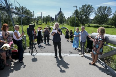 Ostrava pokřtila lávku Jana Balabána. Město připomíná spisovatele slovem – tak, jak by si přál