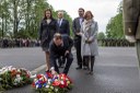 Věnec k památníku položilo i vedení města Ostravy v čele s primátorem Tomášm Macurou. 