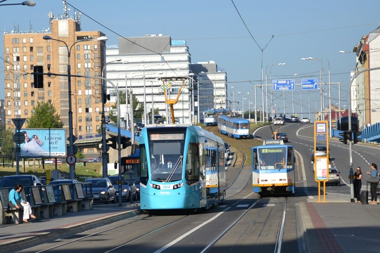 Ostravským rodinám se líbí veřejná doprava