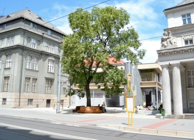 Piazzetta v centru zkrásněla