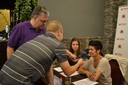 Házenkářky A. Lešková (vpravo) a P. Adámková s novináři