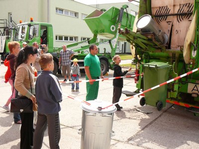 Přijďte se podívat na to, co se děje s vytříděnými odpady