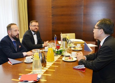 Primátor Tomáš Macura jednal s korejským velvyslancem  