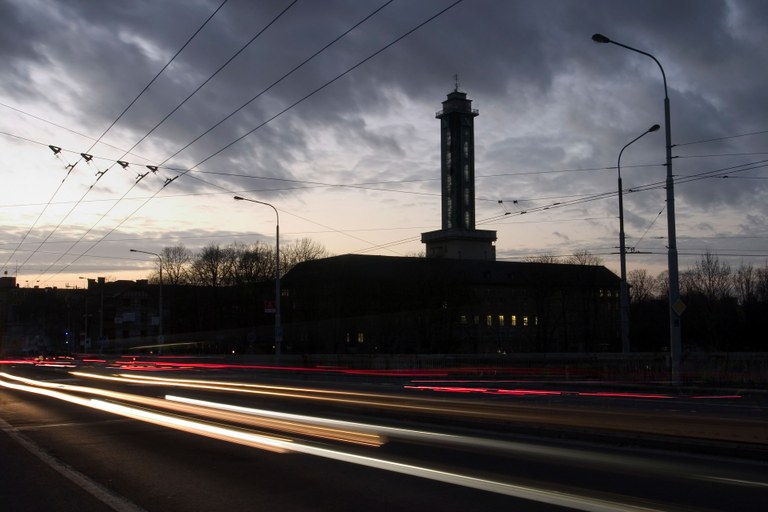 Pro vzpomínku na Jaroslava Kuberu zhasne radnice i Bolt Tower 