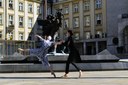Ladným pohybům tanečníků přihlíželi z oken pracovníci Magistrátu města Ostravy.