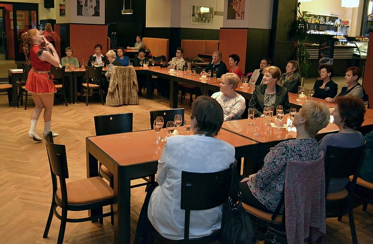 Rozloučení se školskými zaměstnanci