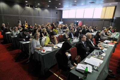 Sociální inkluze: Zkušenosti a výhled na období 2014+