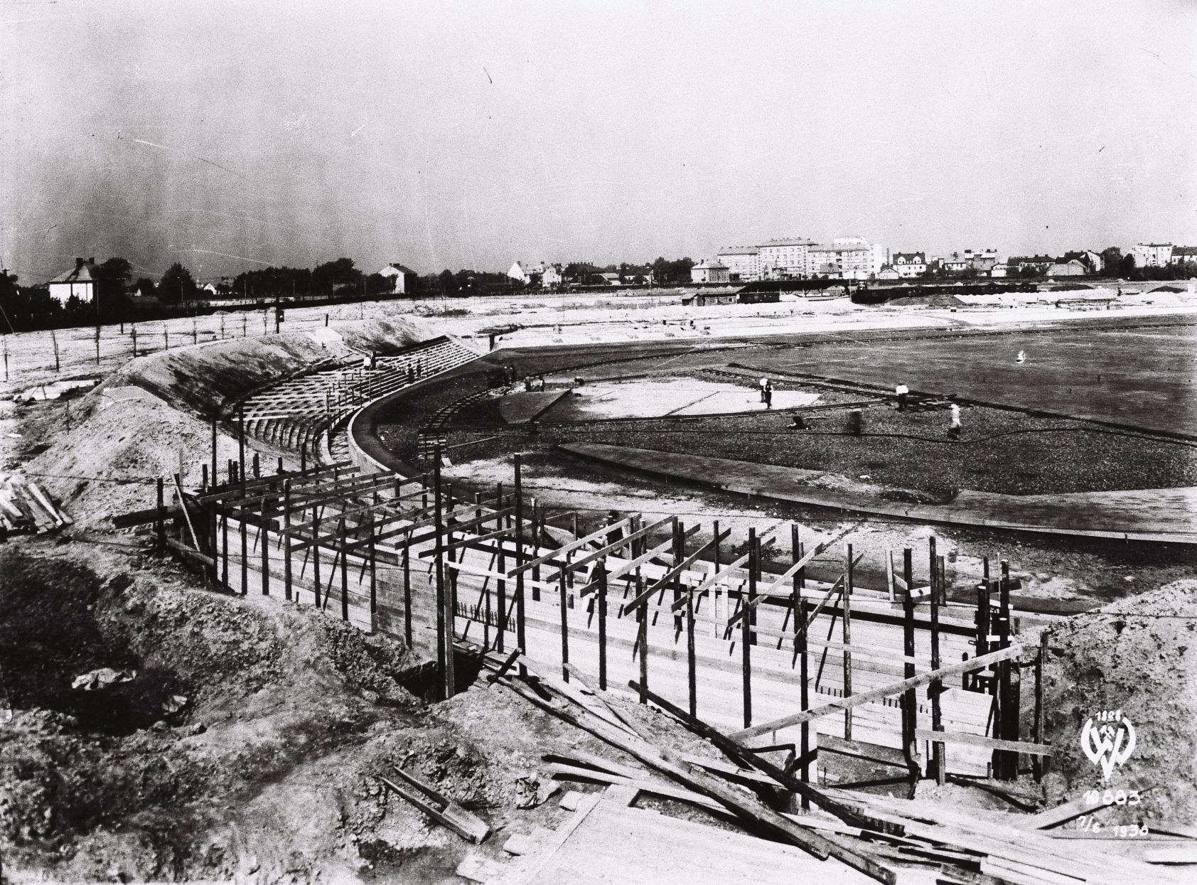 Výstavba nového atletického stadionu v Zábřehu nad Odrou (dnešní Městský stadion), probíhala v letech 1937 - 1939 s podporou Vítkovických železáren