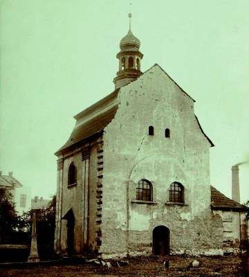 Tajemství zapomenutého hřbitova