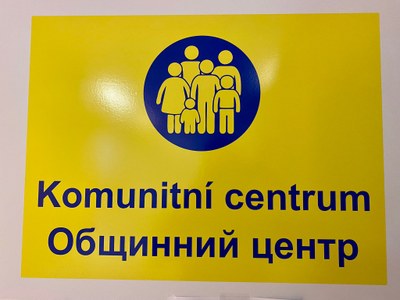 UPRCHLÍCI Z UKRAJINY MAJÍ V KACPU KOMUNITNÍ CENTRUM. NAJDOU TAM POMOC NEBO TŘEBA PRÁCI