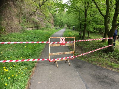Uzavření stezky pod Landekem