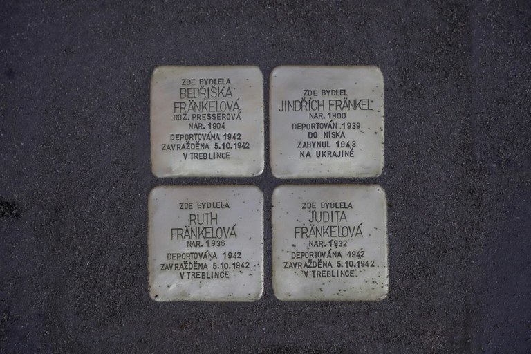 V Ostravě byly instalovány další Stolpersteine