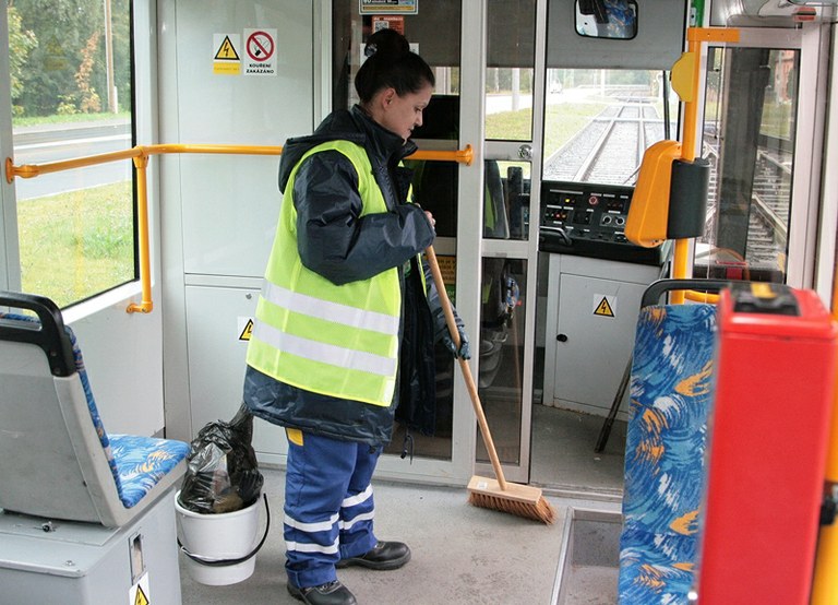 V tramvajích se zlepšila čistota
