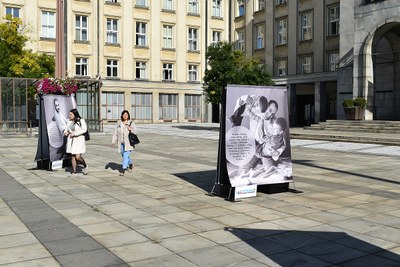 Výstava SVOJI upozorňuje na téma rodiny