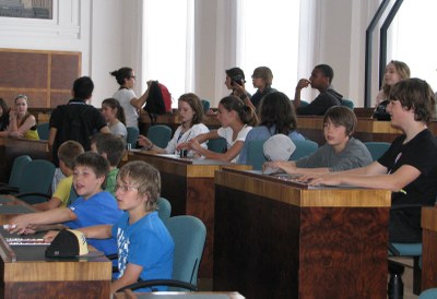 Žáci z Angers a školy Ostrčilova v radnici města