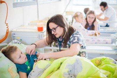 Změny na dětském oddělení městské nemocnice se kvality péče nedotknou