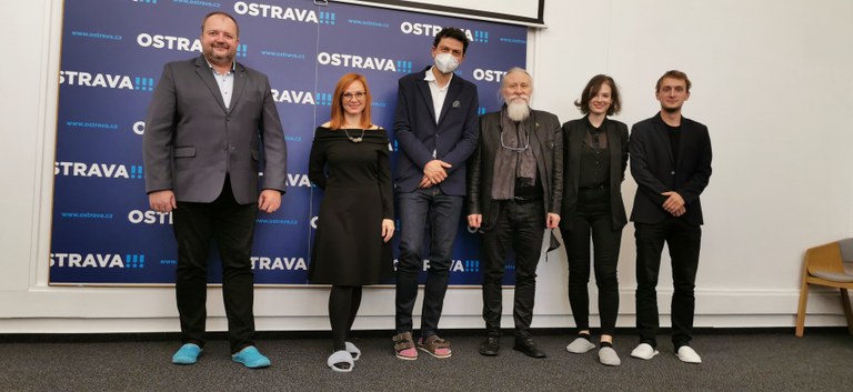 Znovu jsme obuli papuče pro dobrou věc