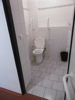 upravené WC 1. patro