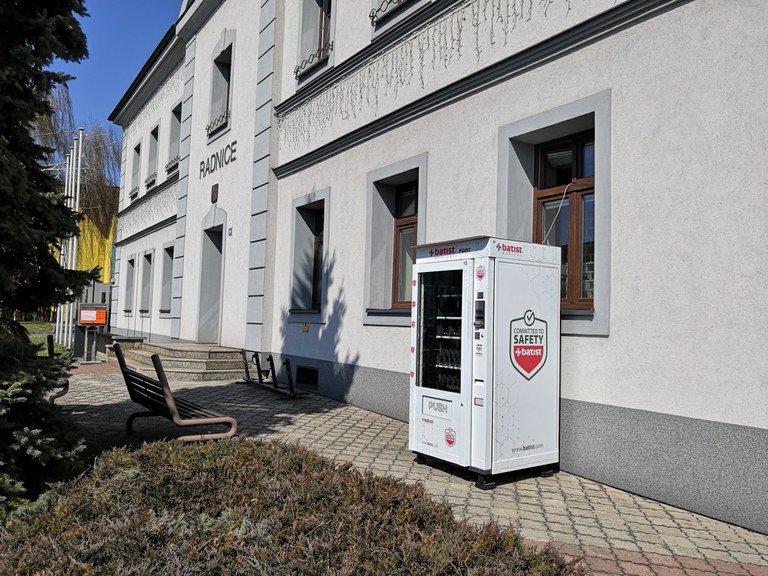 Face mask vending machines in Ostrava