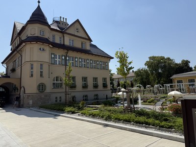 Grossmann Villa to Welcome Visitors with Rare and Unique Furnishings