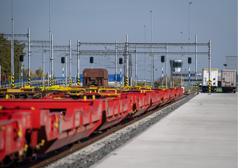 New Mošnov terminal offers a unique combination of road, rail and air transport